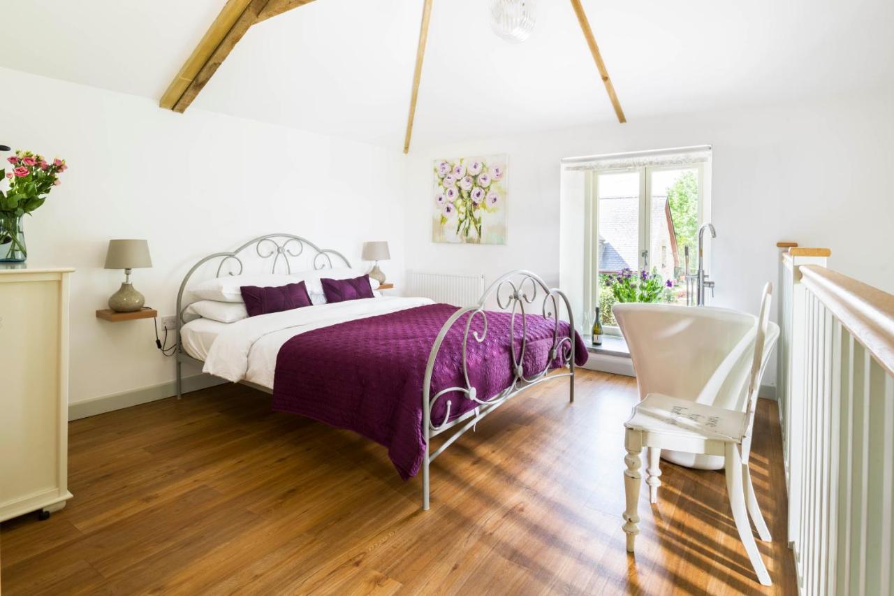 Red River Stables - Peaceful, Beautiful Grounds, Swimming Pool, Central Location For West Cornwall Camborne Zewnętrze zdjęcie