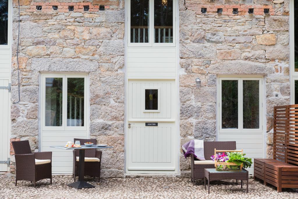 Red River Stables - Peaceful, Beautiful Grounds, Swimming Pool, Central Location For West Cornwall Camborne Zewnętrze zdjęcie